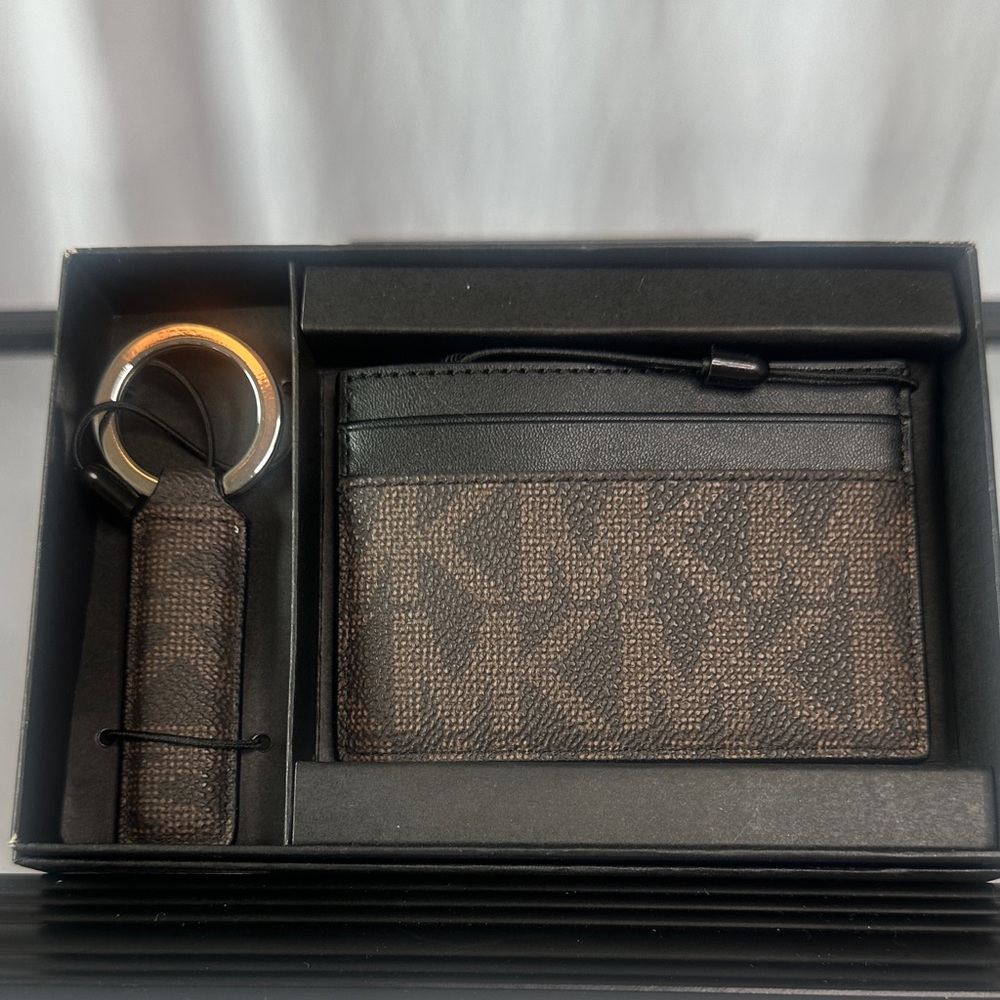 Michael Kors Black and Brown Card Holder with Keychain